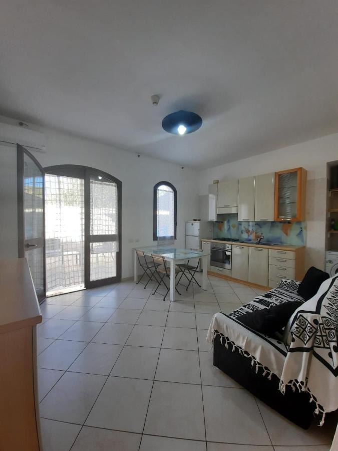 סולאנאס Hotel Villa Del Mare Solanas מראה חיצוני תמונה
