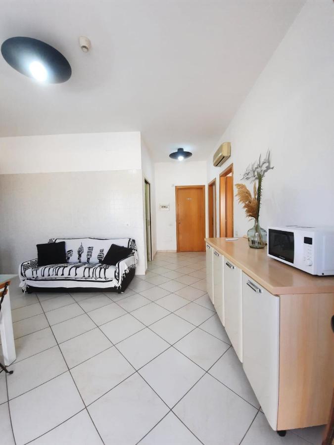 סולאנאס Hotel Villa Del Mare Solanas מראה חיצוני תמונה