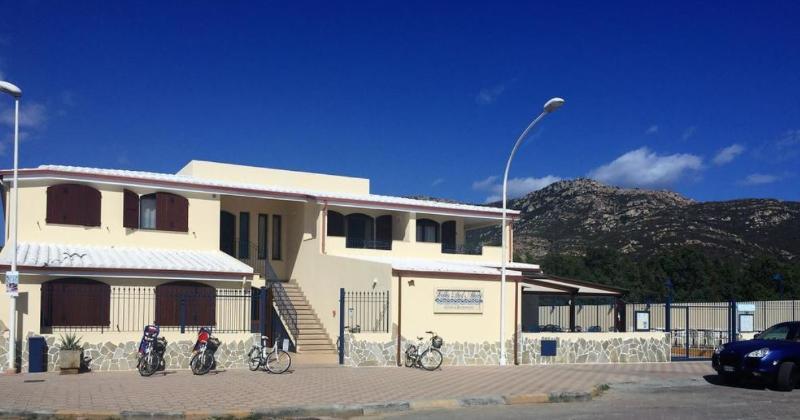 סולאנאס Hotel Villa Del Mare Solanas מראה חיצוני תמונה